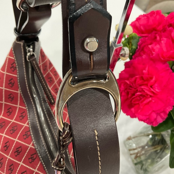 Dooney & Bourke Signature Logo Handbag - Picture 2 of 10